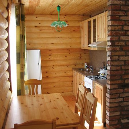 Guest House Zirga Smaids Kusneri Exterior photo
